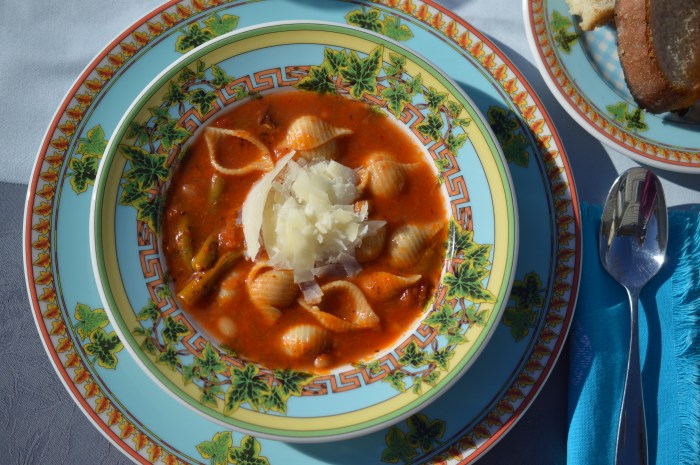 Minestrone soup